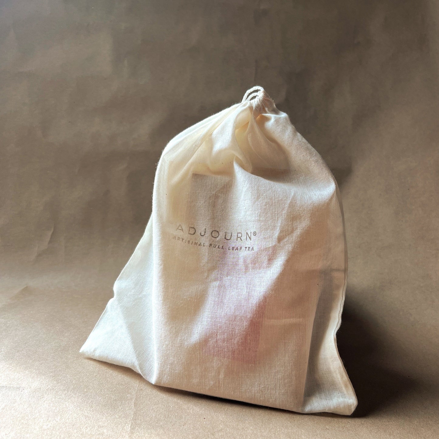 First Pause: Four Tea Discovery